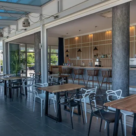 Fani Luxury Stavros (Thessaloniki)