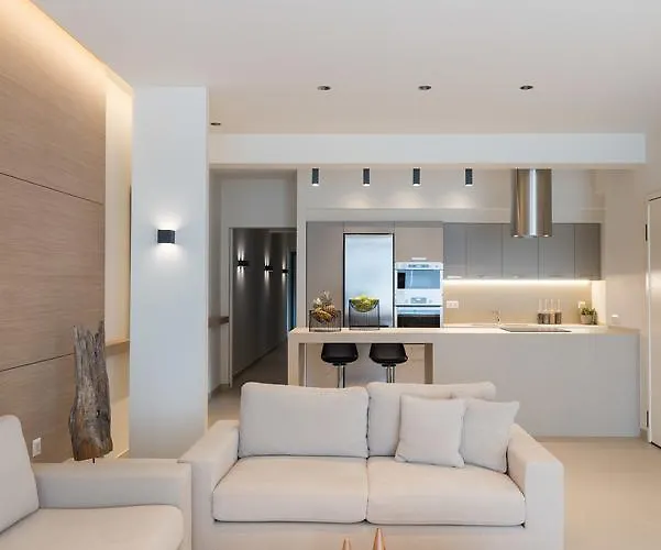 Fani Luxury Ставрос